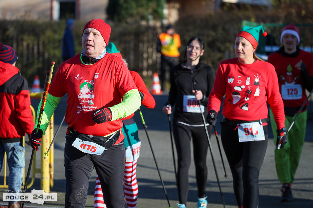 XII Bieg Mikołajkowy - marsz Nordic Walking