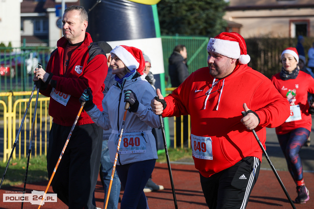 XII Bieg Mikołajkowy - marsz Nordic Walking