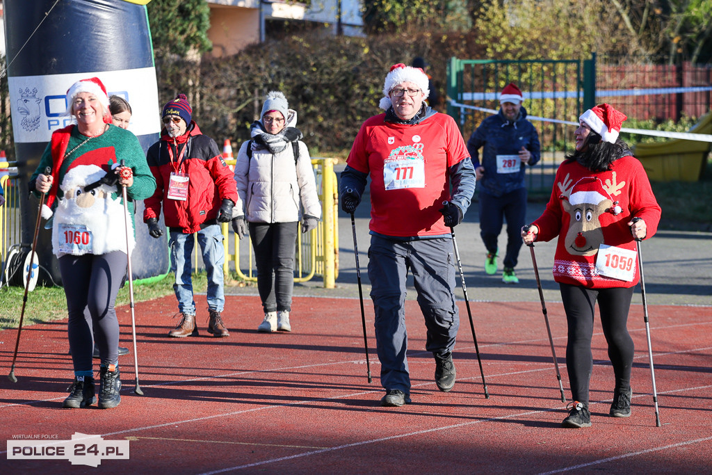 XII Bieg Mikołajkowy - marsz Nordic Walking