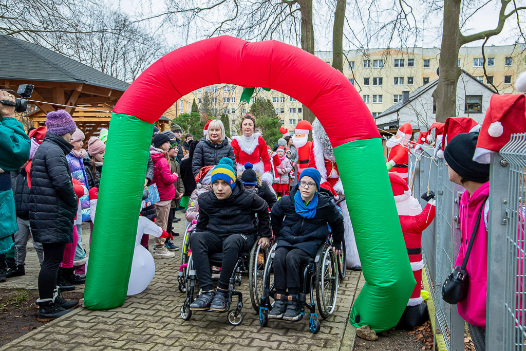 II Bieg Mikołajkowy w SOSW nr 1 w Policach