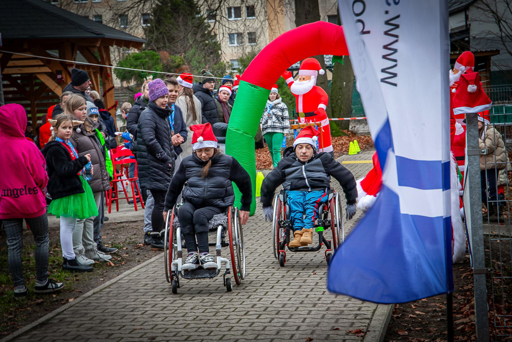 II Bieg Mikołajkowy w SOSW nr 1 w Policach