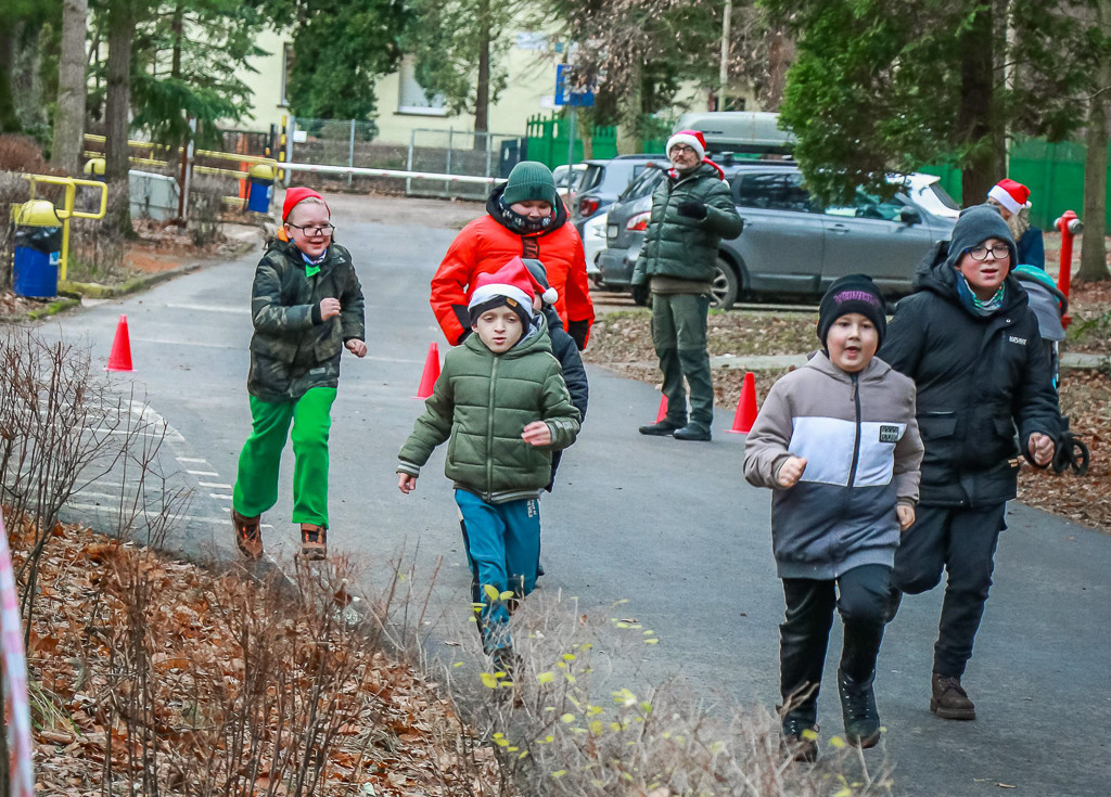 II Bieg Mikołajkowy w SOSW nr 1 w Policach