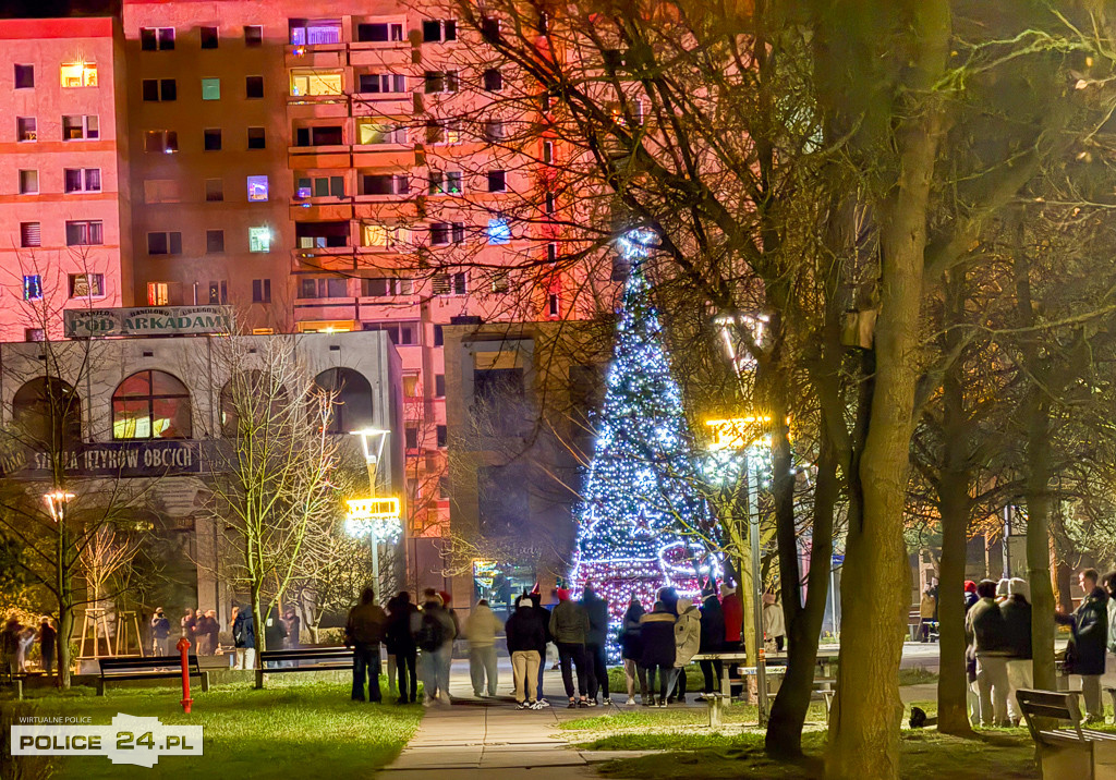 Hucznie i z nadzieją powitaliśmy nowy 2025 rok