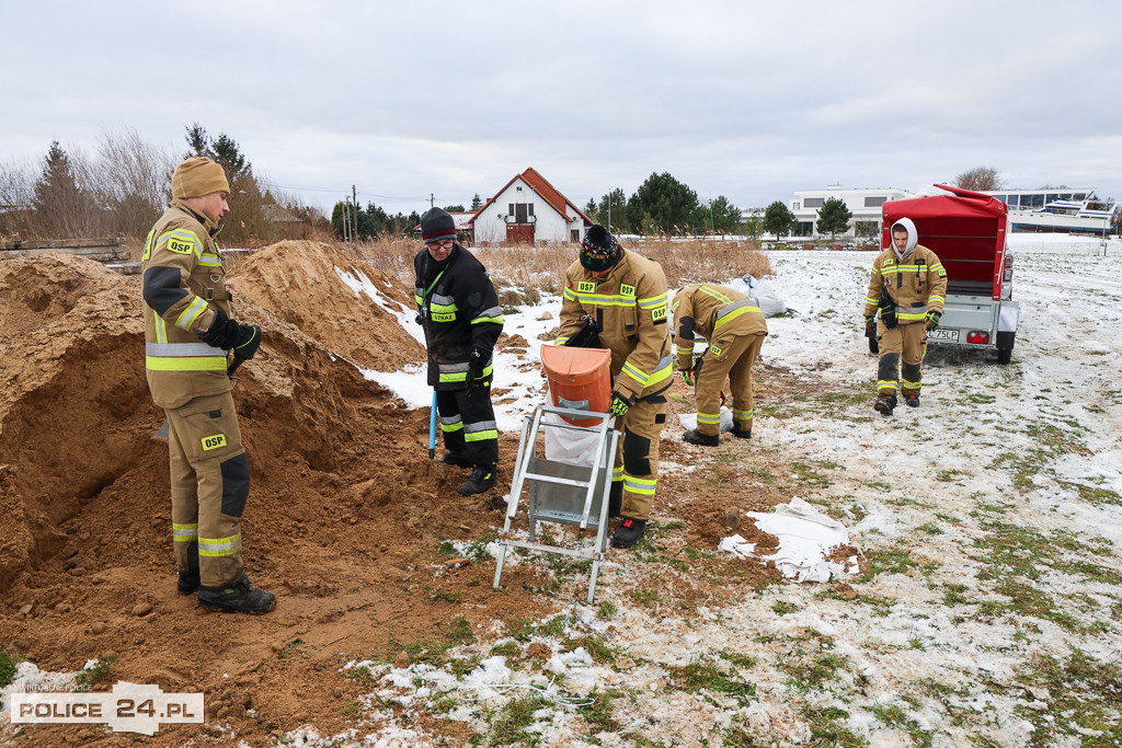 Zalania w Policach, Jasienicy, Trzebieży