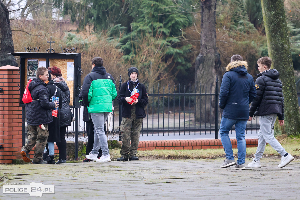 W Policach od rana kwestują na rzecz WOŚP