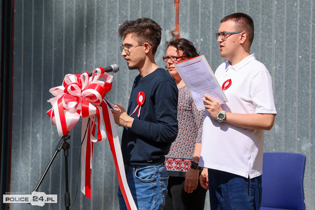 Uroczystość wciągnięcia flagi w PSONI Police