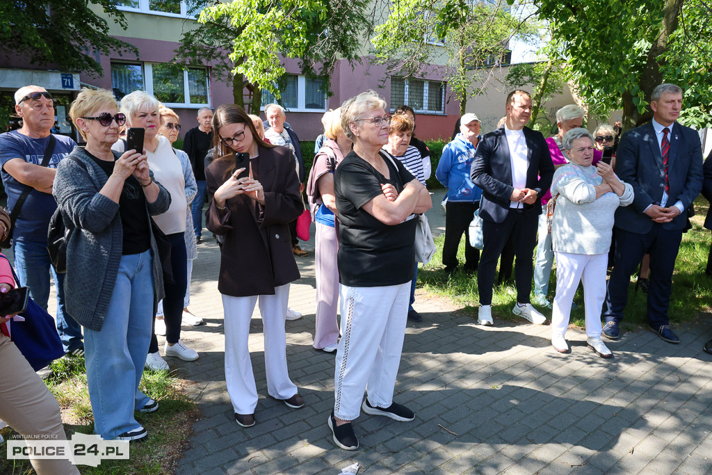 „Trzaskobus” z politykami i samorządowcami PO w Policach