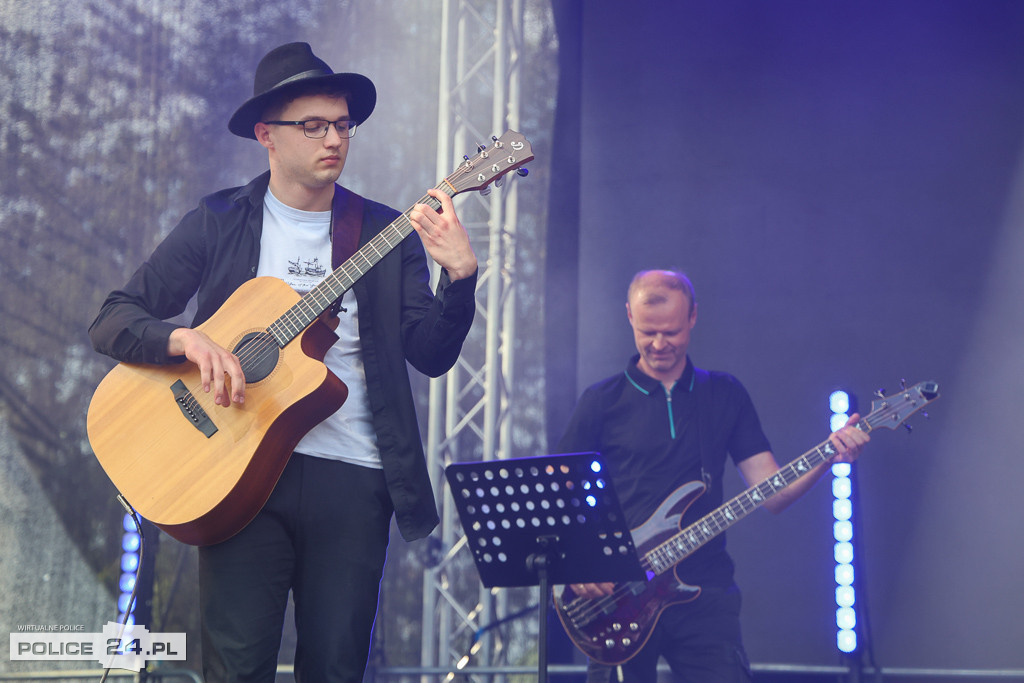 Kayah i Shaun Baker & Jessica Jean ma zakończenie Dni Polic