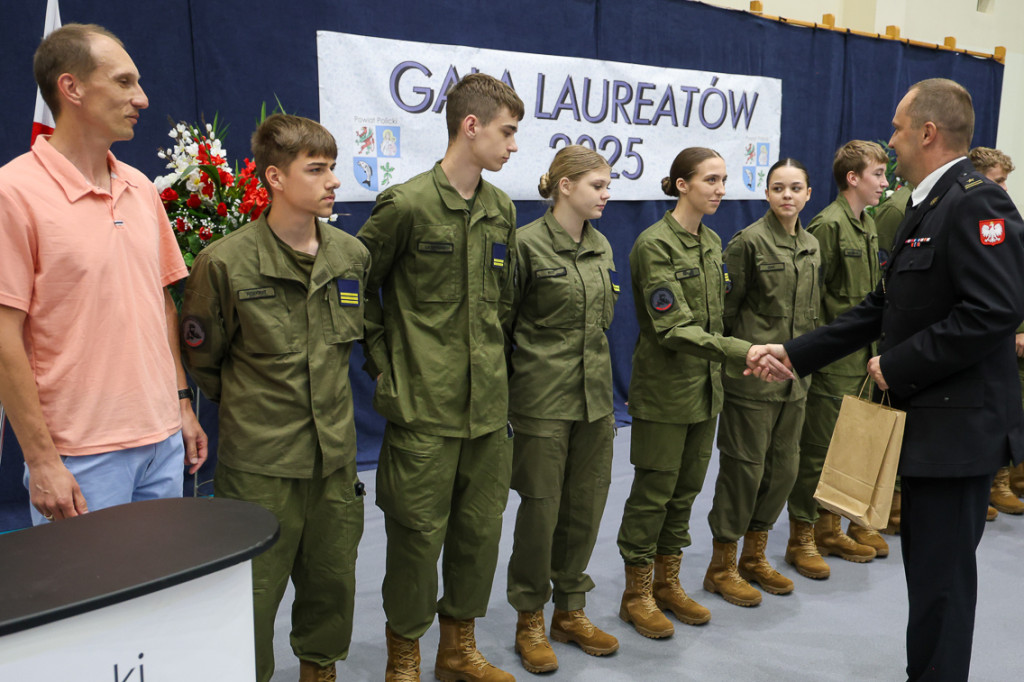 Powiatowa Gala Laureatów 2025 w Policach