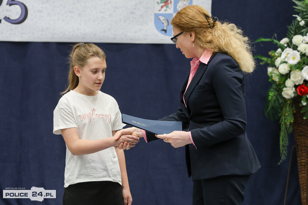 Powiatowa Gala Laureatów 2025 w Policach