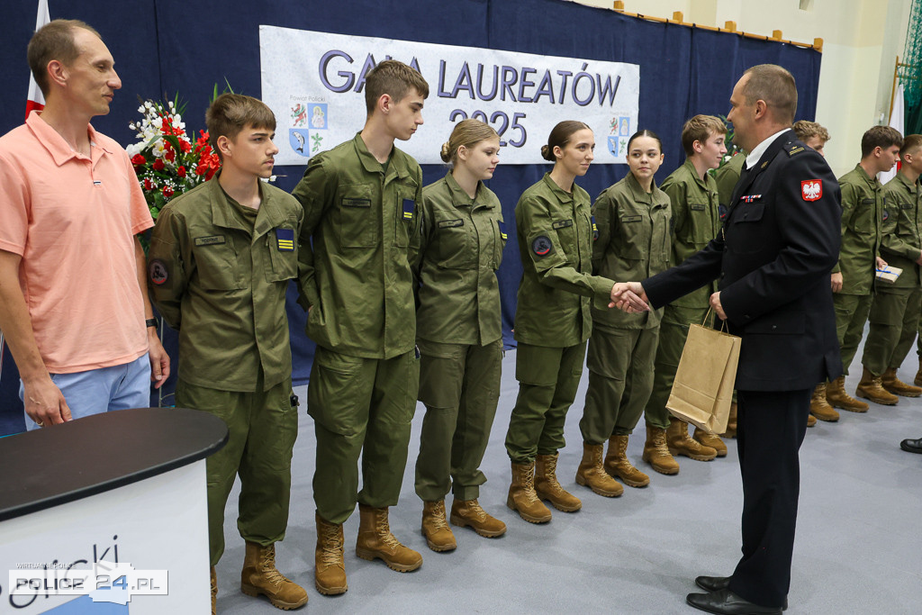 Powiatowa Gala Laureatów 2025 w Policach
