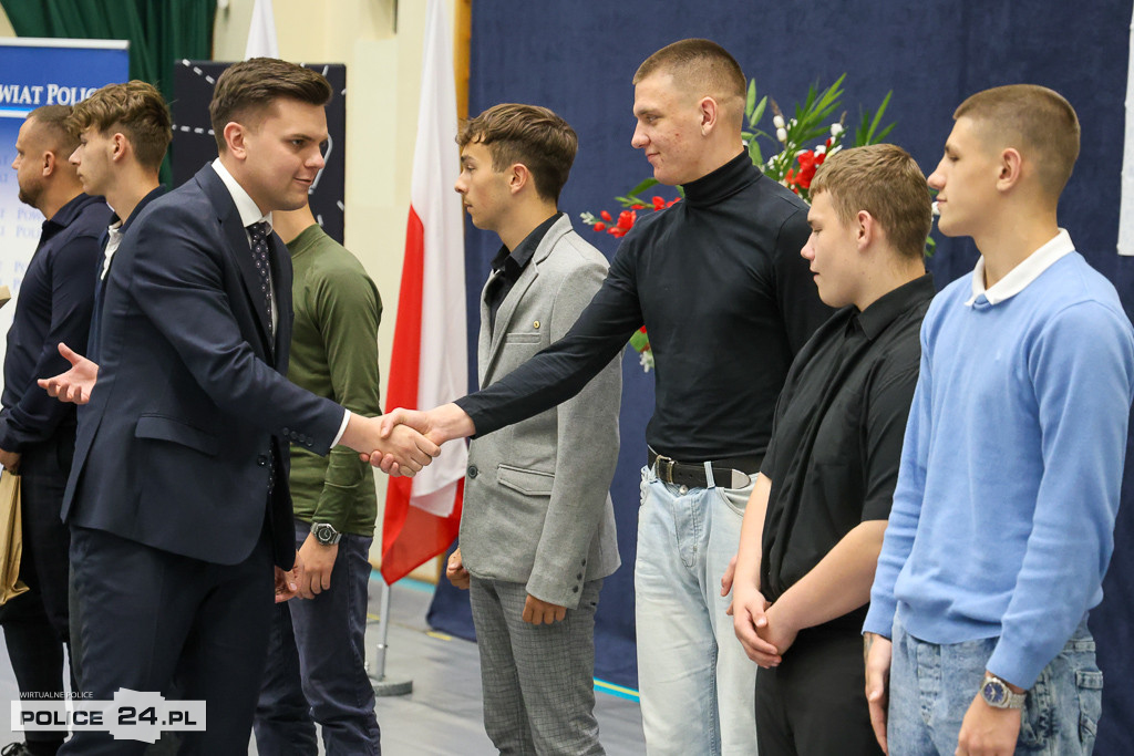Powiatowa Gala Laureatów 2025 w Policach