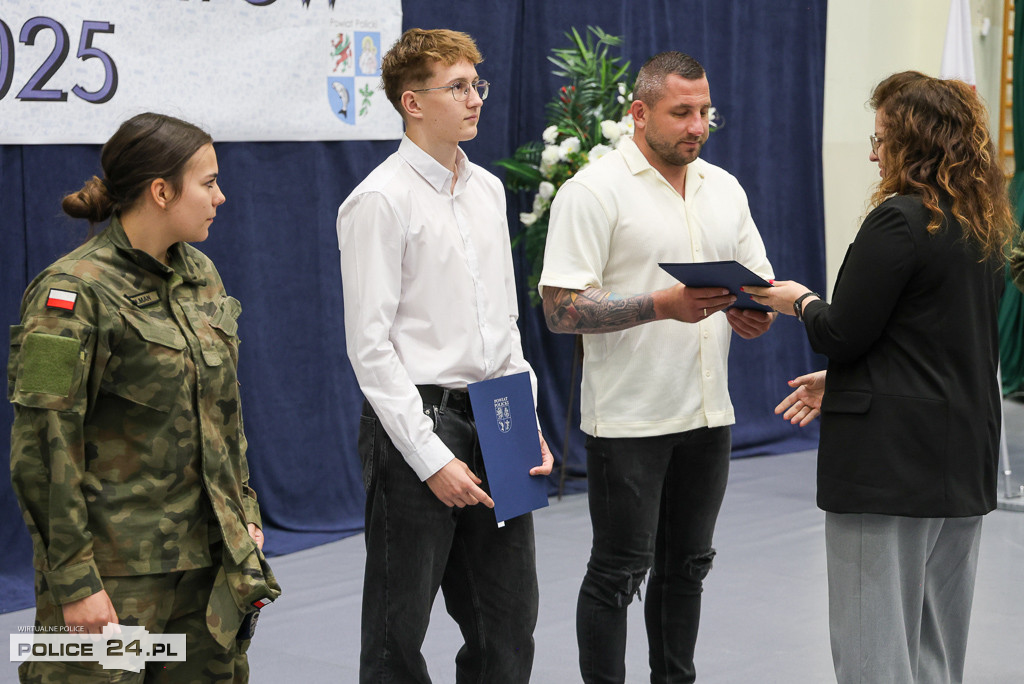 Powiatowa Gala Laureatów 2025 w Policach