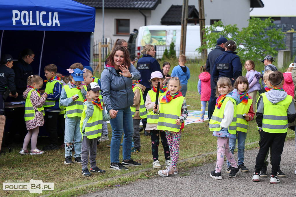 Dzień Dziecka ze służbami mundurowymi