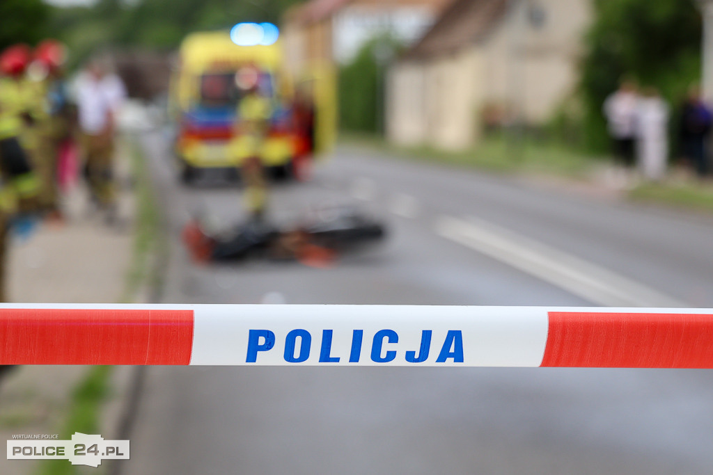 Zderzenie motocyklisty z osobówką na ul. Kościuszki w Policach
