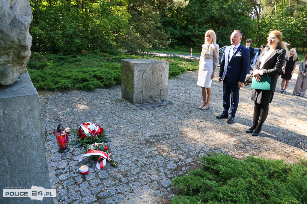 Narodowy Dzień Pamięci Ofiar Niemieckich Nazistowskich Obozów Koncentracyjnych i Obozów Zagłady
