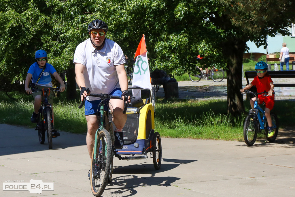 Rowerowe Urodziny Grześka i kręcenie kilometrów dla Polic