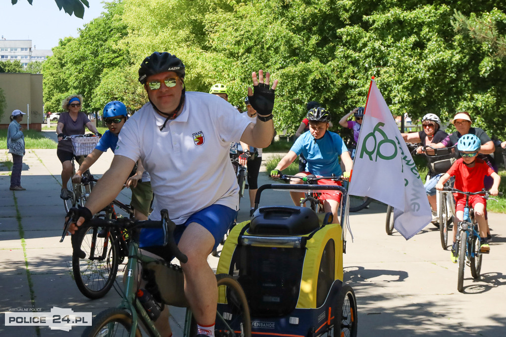 Rowerowe Urodziny Grześka i kręcenie kilometrów dla Polic