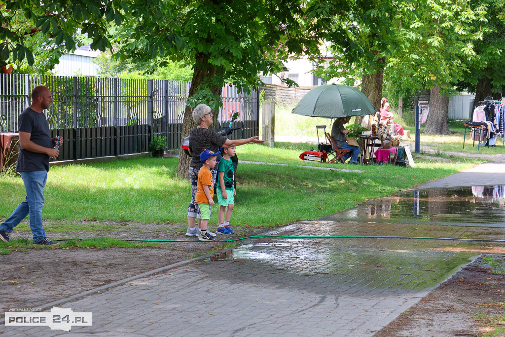 Festiwal Sztuki Pod Drzewami w Niekłończycy