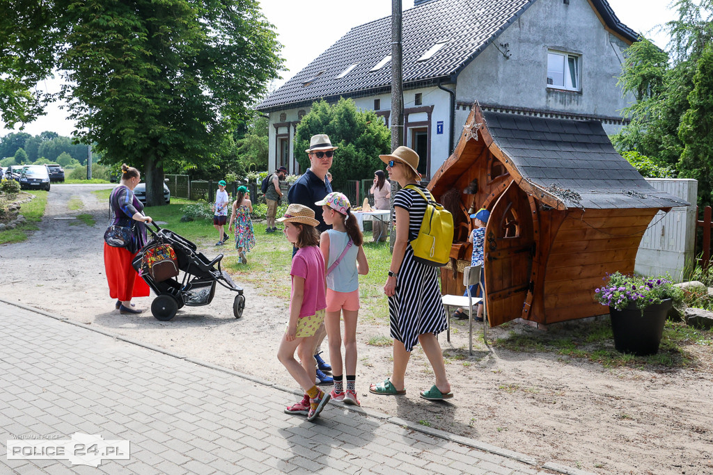 Festiwal Sztuki Pod Drzewami w Niekłończycy