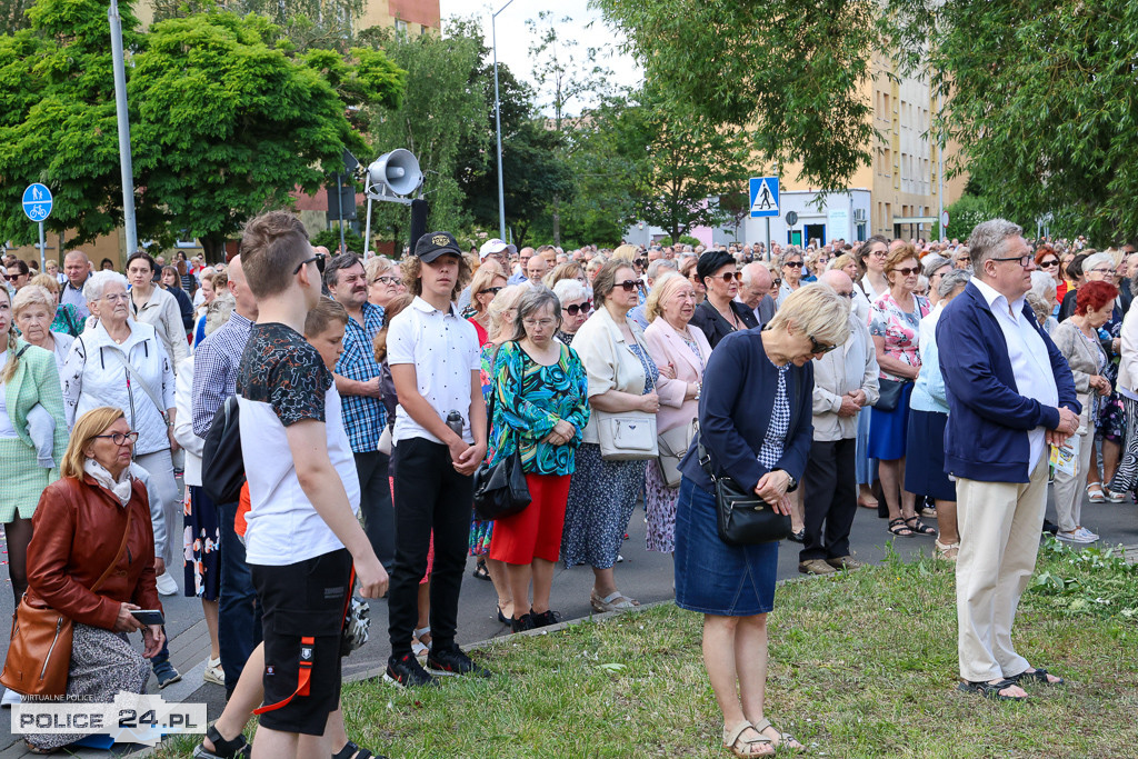 Procesja w parafii pw. św. Kazimierza w Policach
