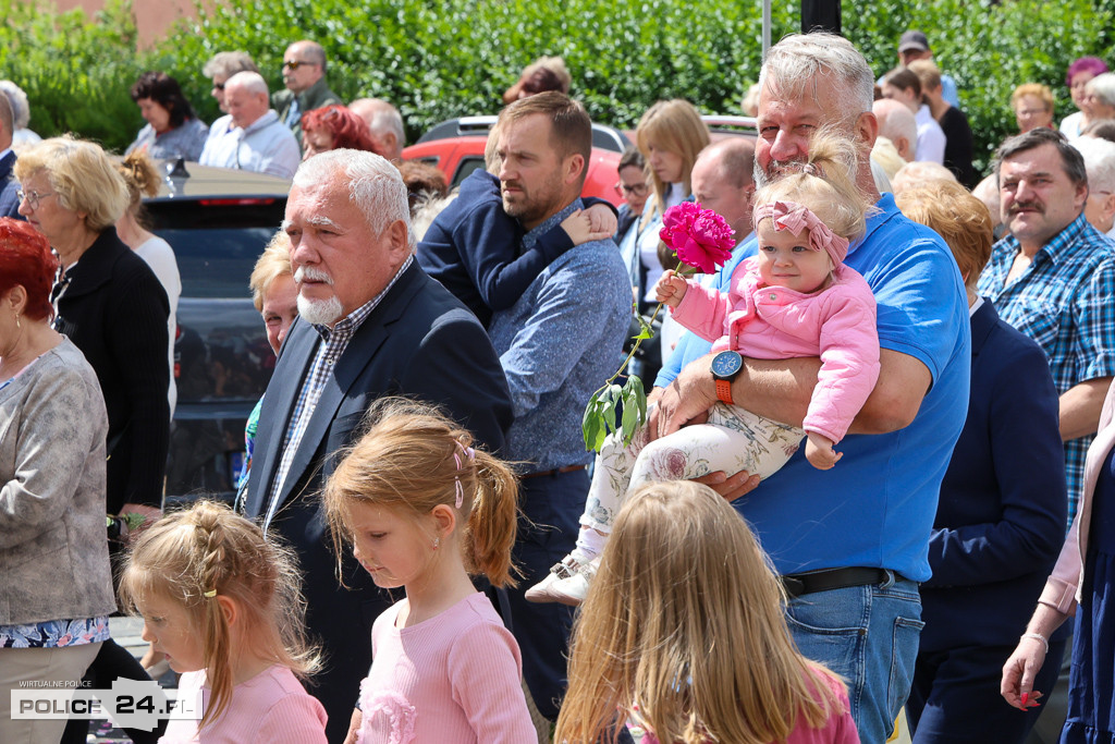 Procesja w parafii pw. św. Kazimierza w Policach