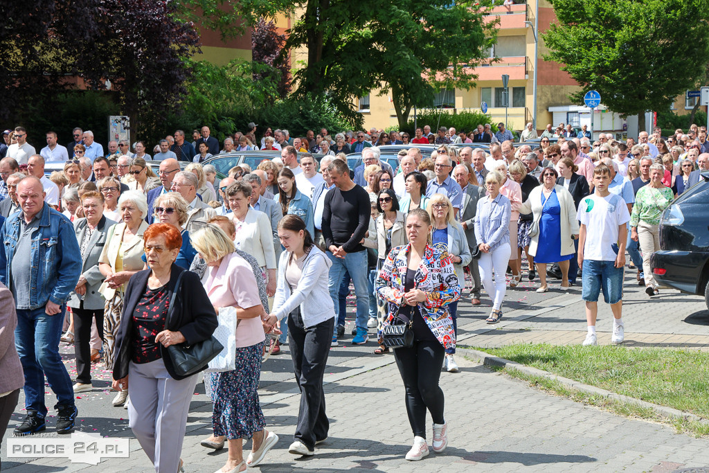 Procesja w parafii pw. św. Kazimierza w Policach