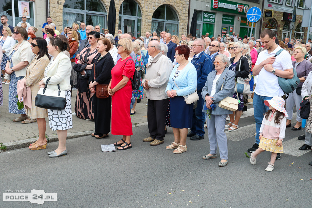 Procesja w parafii pw. św. Kazimierza w Policach