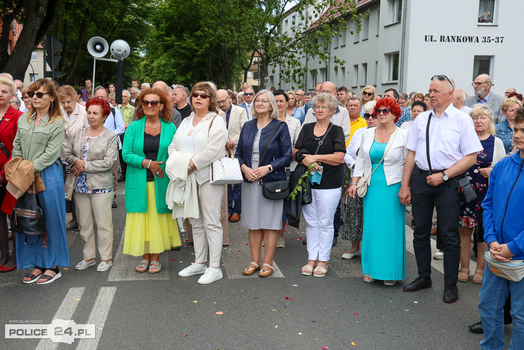 Procesja w parafii pw. św. Kazimierza w Policach
