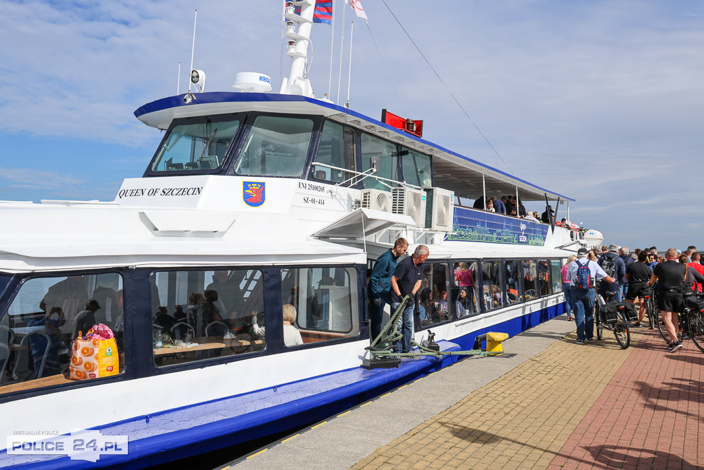 Tramwaj wodny dopłynął do Nowego Warpna