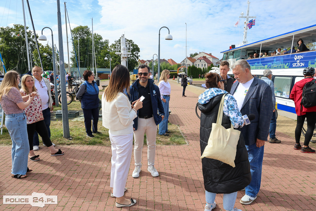Tramwaj wodny dopłynął do Nowego Warpna