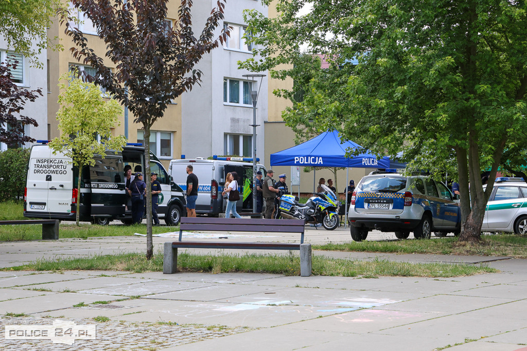 Mundurowe Targi Pracy w Policach