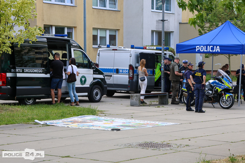 Mundurowe Targi Pracy w Policach
