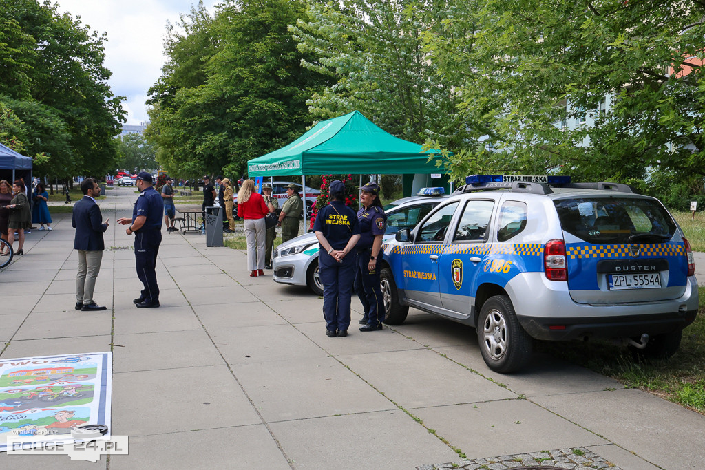 Mundurowe Targi Pracy w Policach
