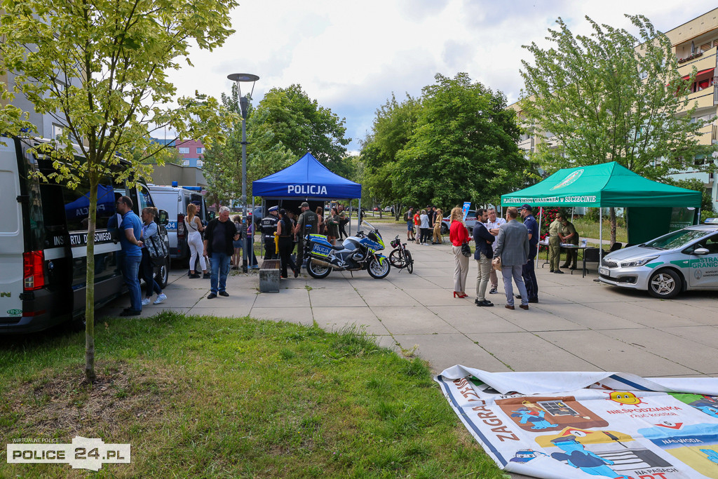 Mundurowe Targi Pracy w Policach