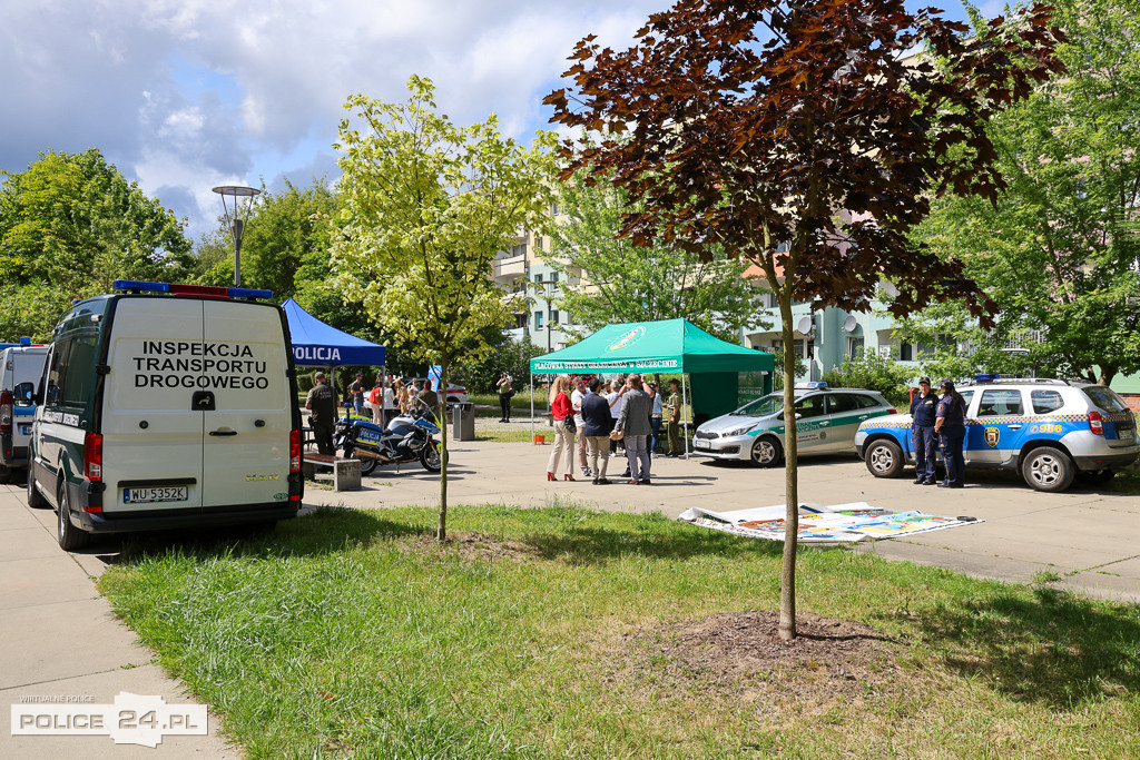Mundurowe Targi Pracy w Policach