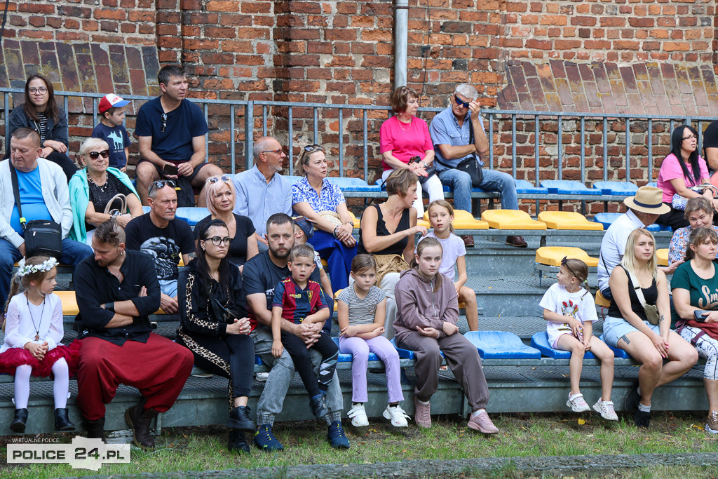 Chrobry – droga do korony
