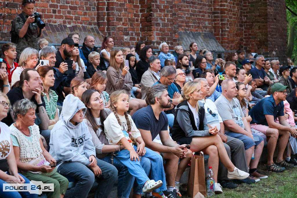 Chrobry – droga do korony