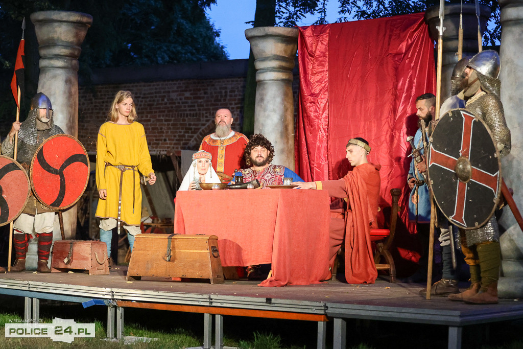 Chrobry – droga do korony