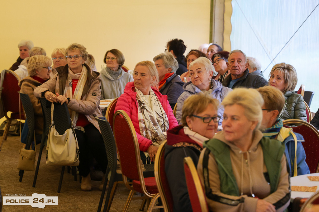 Seniorzy bawili się w Trzebieży