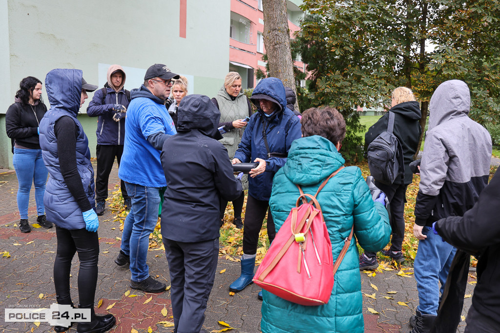 W Policach sprzątali las