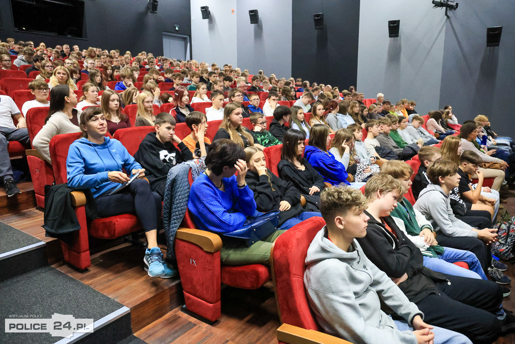 „Majko Mila. Mamo Kochana!” i „Macedończyk” w Policach