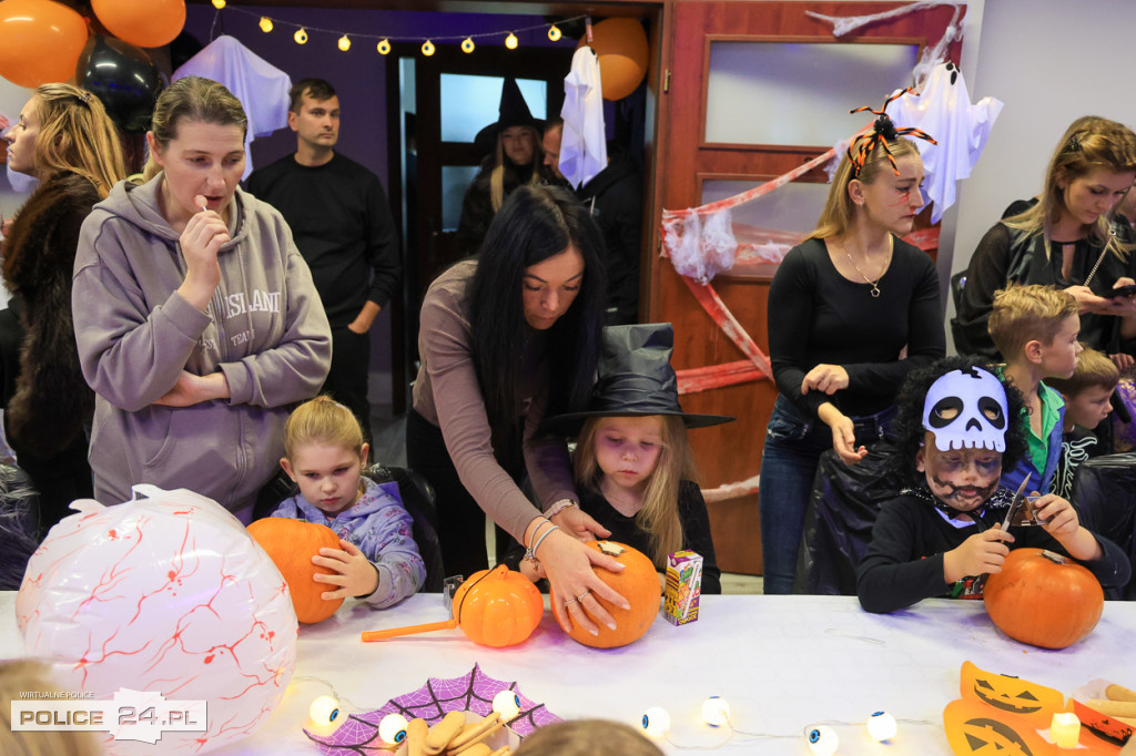 Strasznie Fajne Halloween w Uniemyślu! 