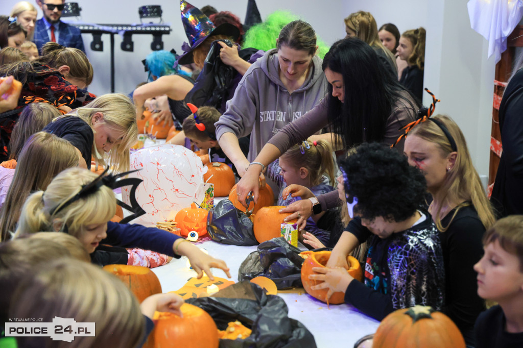 Strasznie Fajne Halloween w Uniemyślu! 