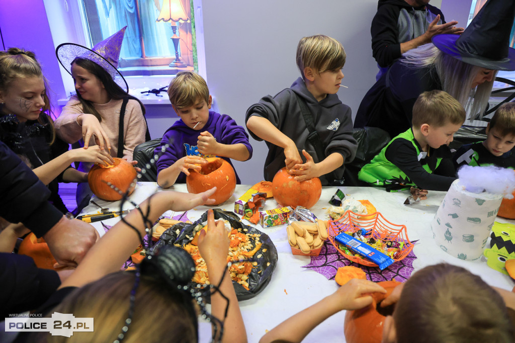 Strasznie Fajne Halloween w Uniemyślu! 