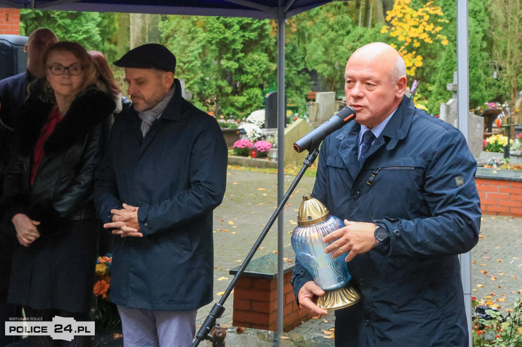 W Policach odsłonięto tablicę poświęconą Stanisławowi Szymaszkowi