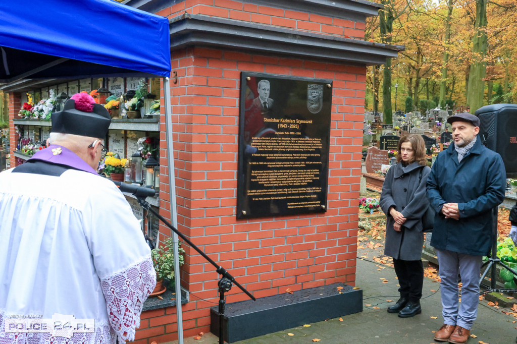 W Policach odsłonięto tablicę poświęconą Stanisławowi Szymaszkowi