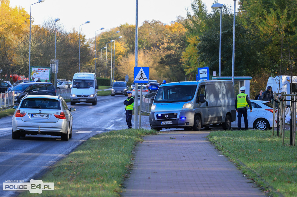 Wzmożony ruch przy polickiej nekropolii