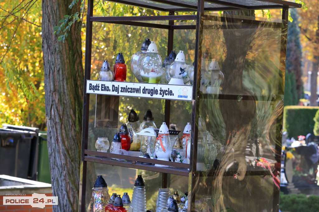 Ostatnie porządki, przyozdabianie grobów