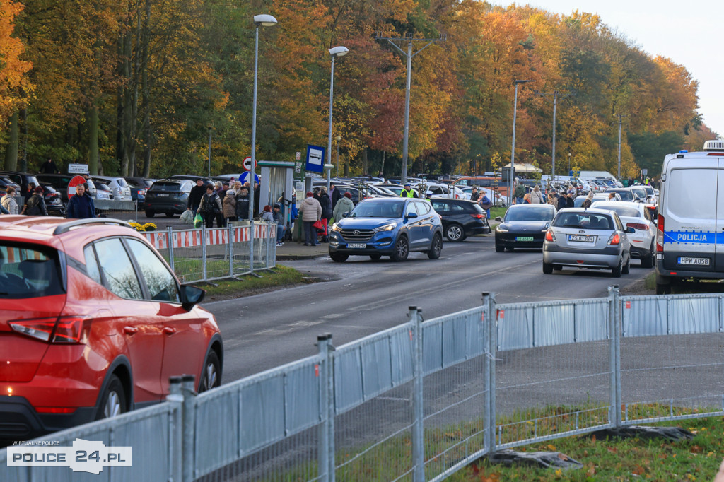 Wszystkich Świętych na polickim cmentarzu 